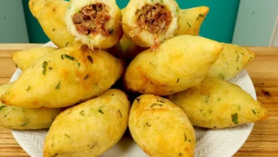 Bolinho de Aipim com Carne Seca